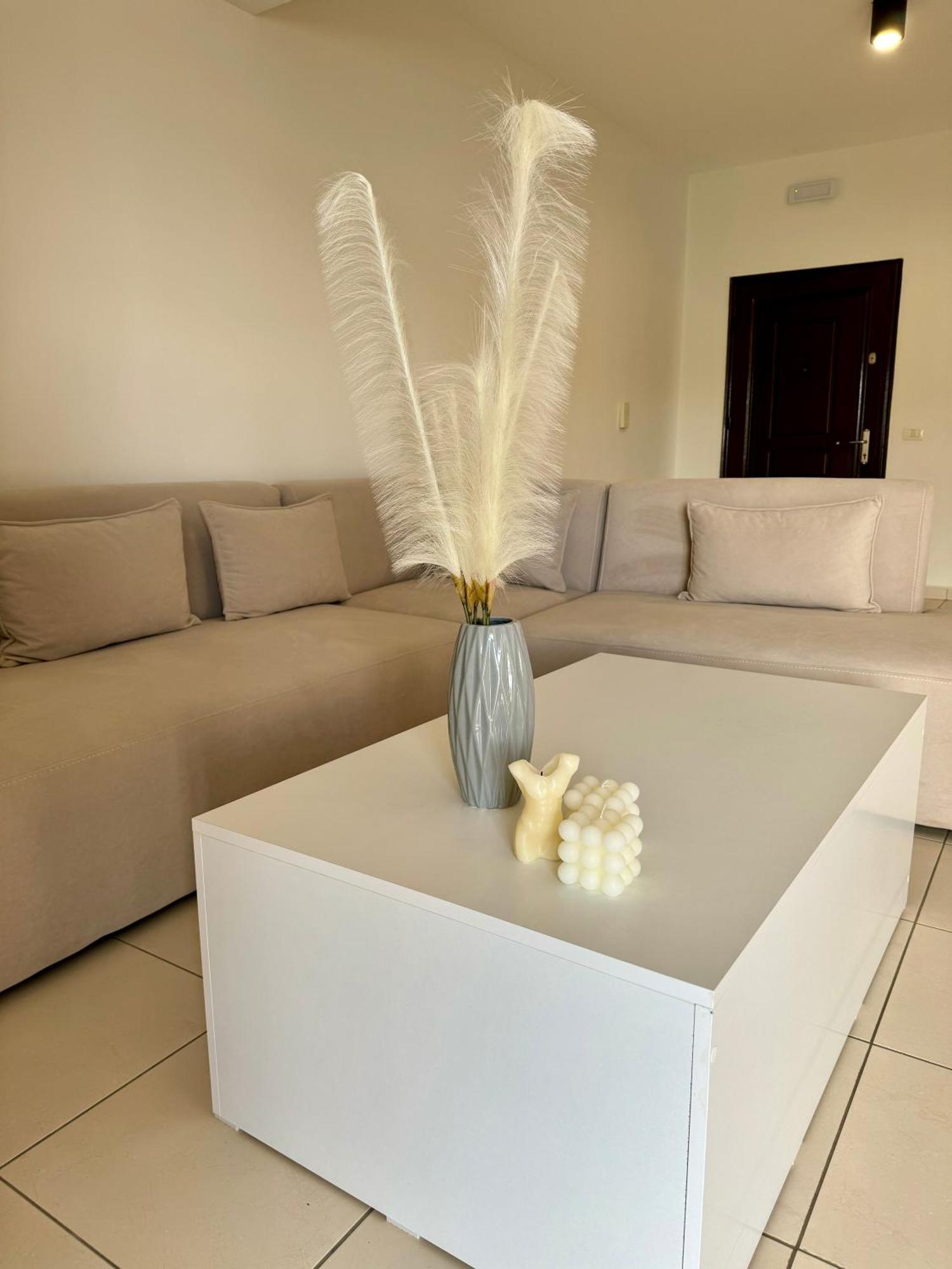 Belaire Luxury Apartment Sarandë 외부 사진